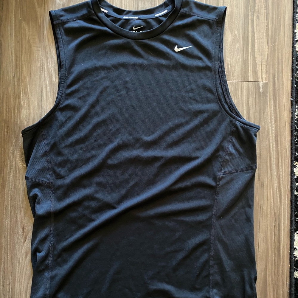 Nike men’s running tank size small